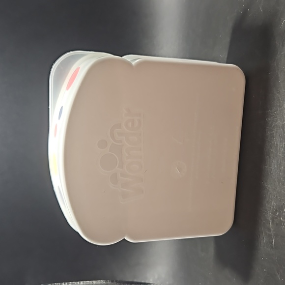 Vintage 2010 Wonder Bread Sandwich Plastic Container Holder White Polka Dot - Picture 3 of 8